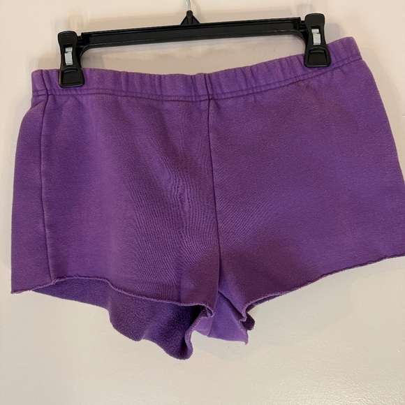 Aritzia TNA Cozy Sweat Shorts - Picture 1 of 3